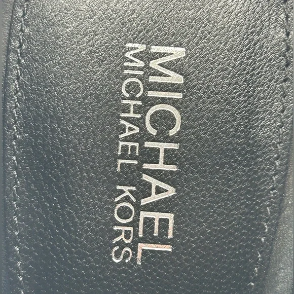 Michael Kors Halle Mule Pump Leather Black Pointed Toe Heels Size 8.5M NIB - Picture 12 of 15